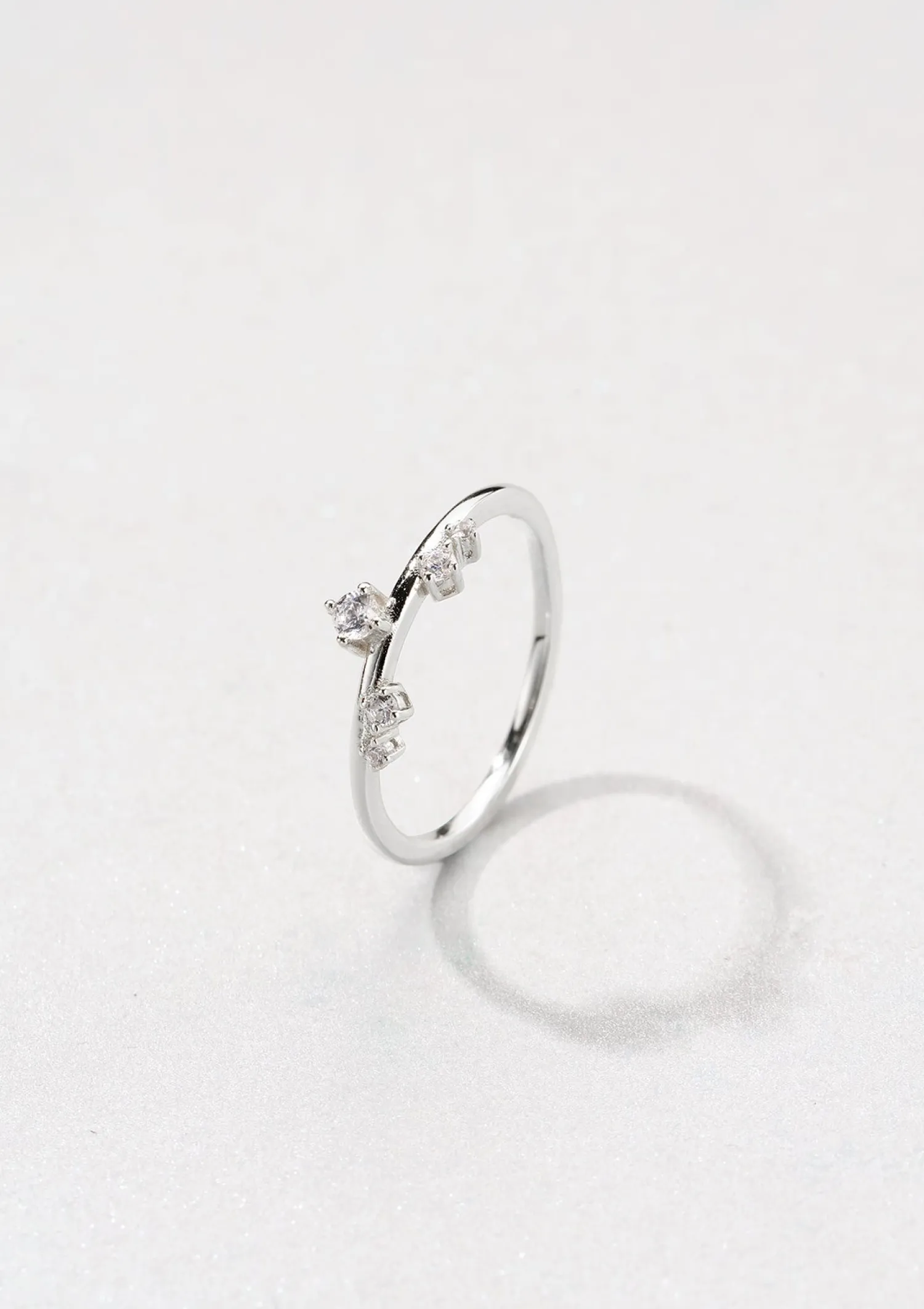 Schlichte Ringe | Hey Happiness Apex Schmaler Ring Sterlingsilber Silver
