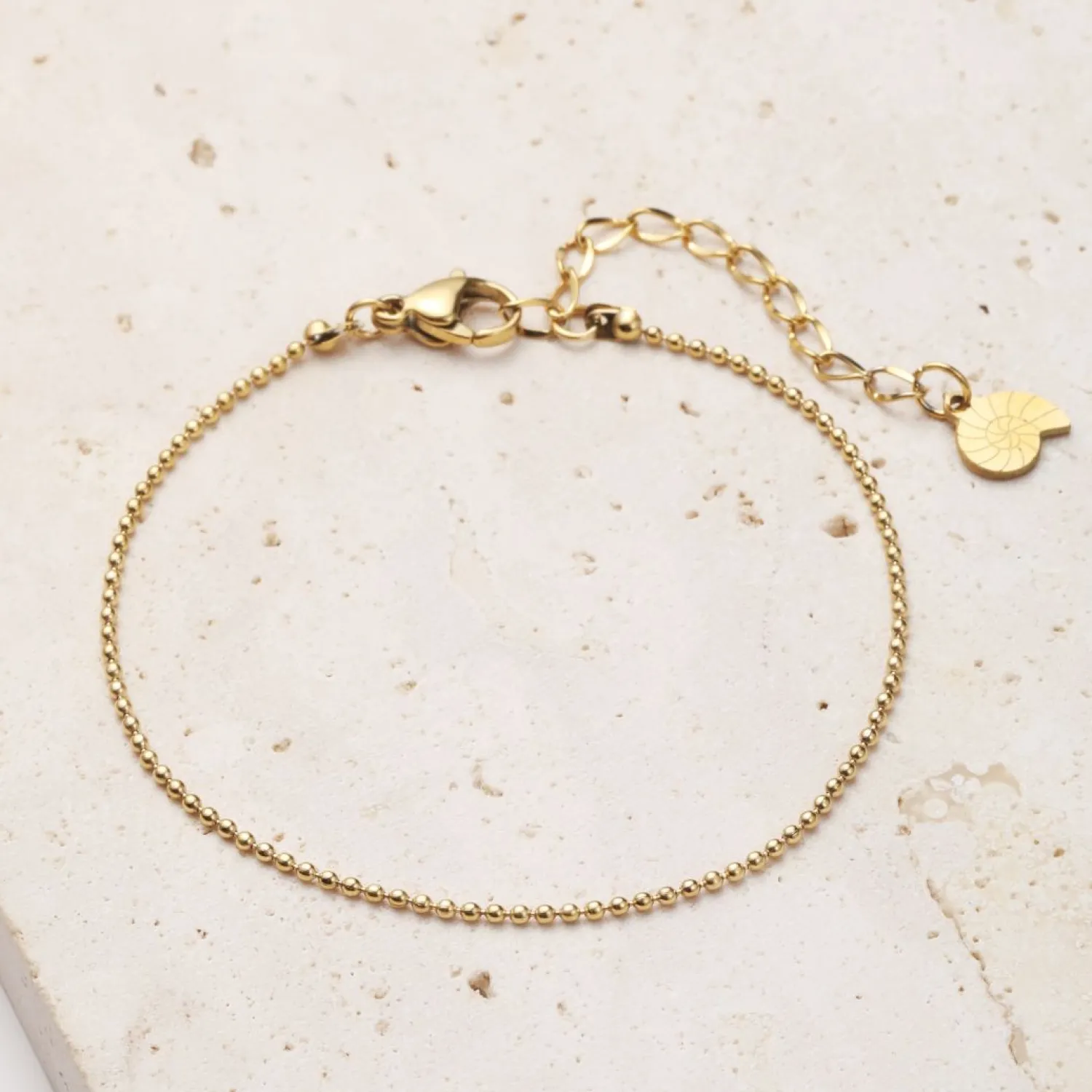 Ketten Armbänder | Hey Happiness Armband in Kugelkette-Design in Gold