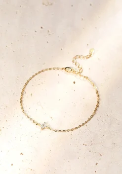 Charm Armbänder | Hey Happiness Armband mit Gänseblümchen Anhänger aus Sterlingsilber Gold