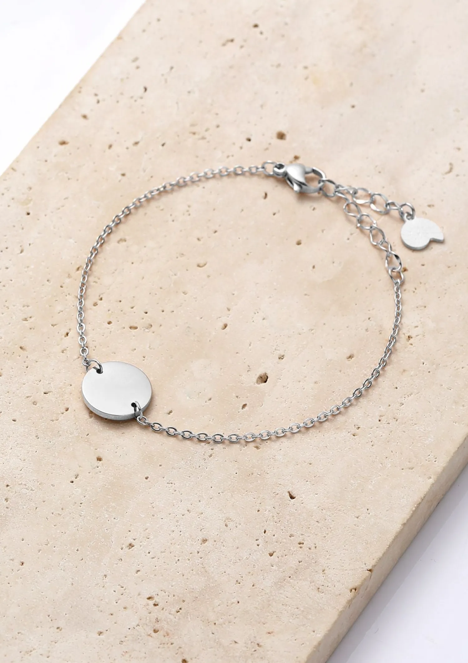 Charm Armbänder | Hey Happiness Armband mit Kreis in Silberfarbe Silver