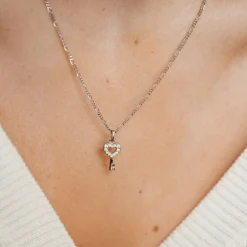 Anhänger | Hey Happiness Bindung Anhänger für Liebe und Verbindung in Silberfarbe Silver