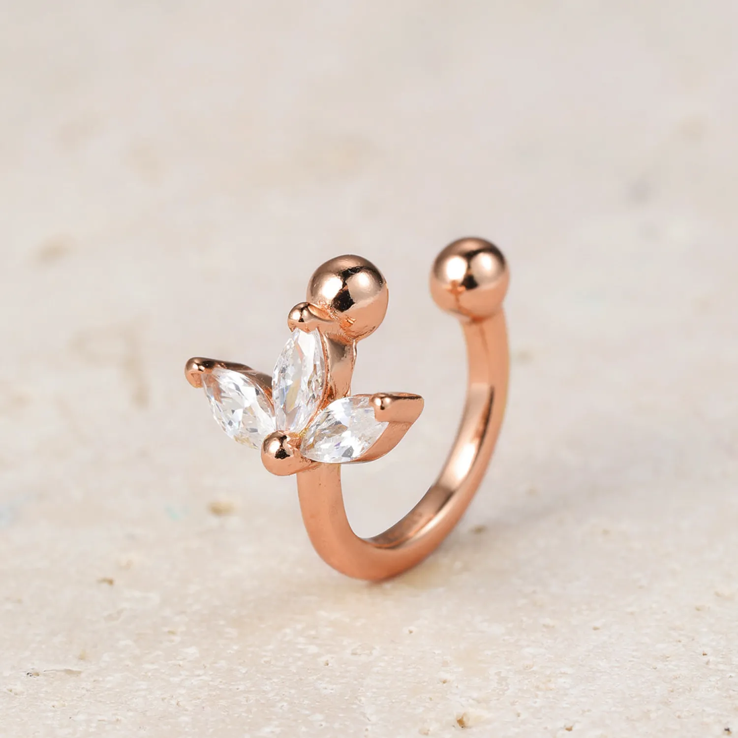Ear Cuffs | Ohrstecker | Hey Happiness Blüte Ear Cuff Sterlingsilber in Gold