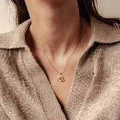 Anhänger | Filigrane Ketten | Hey Happiness Chakra-Om-Anhänger Halskette für Einheit aus Sterlingsilber