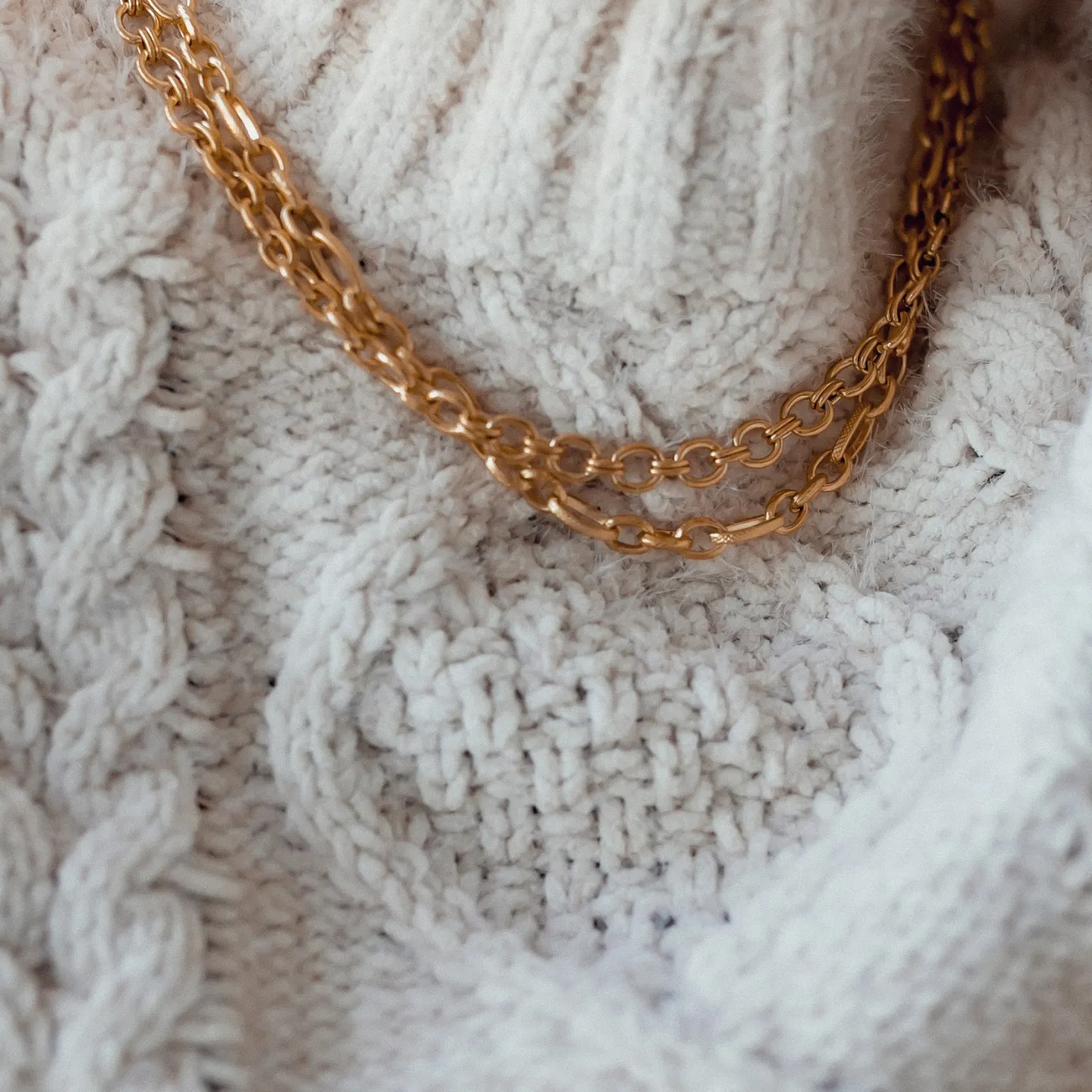 Statement Ketten | Hey Happiness Chunky Oval Figarokette in Gold