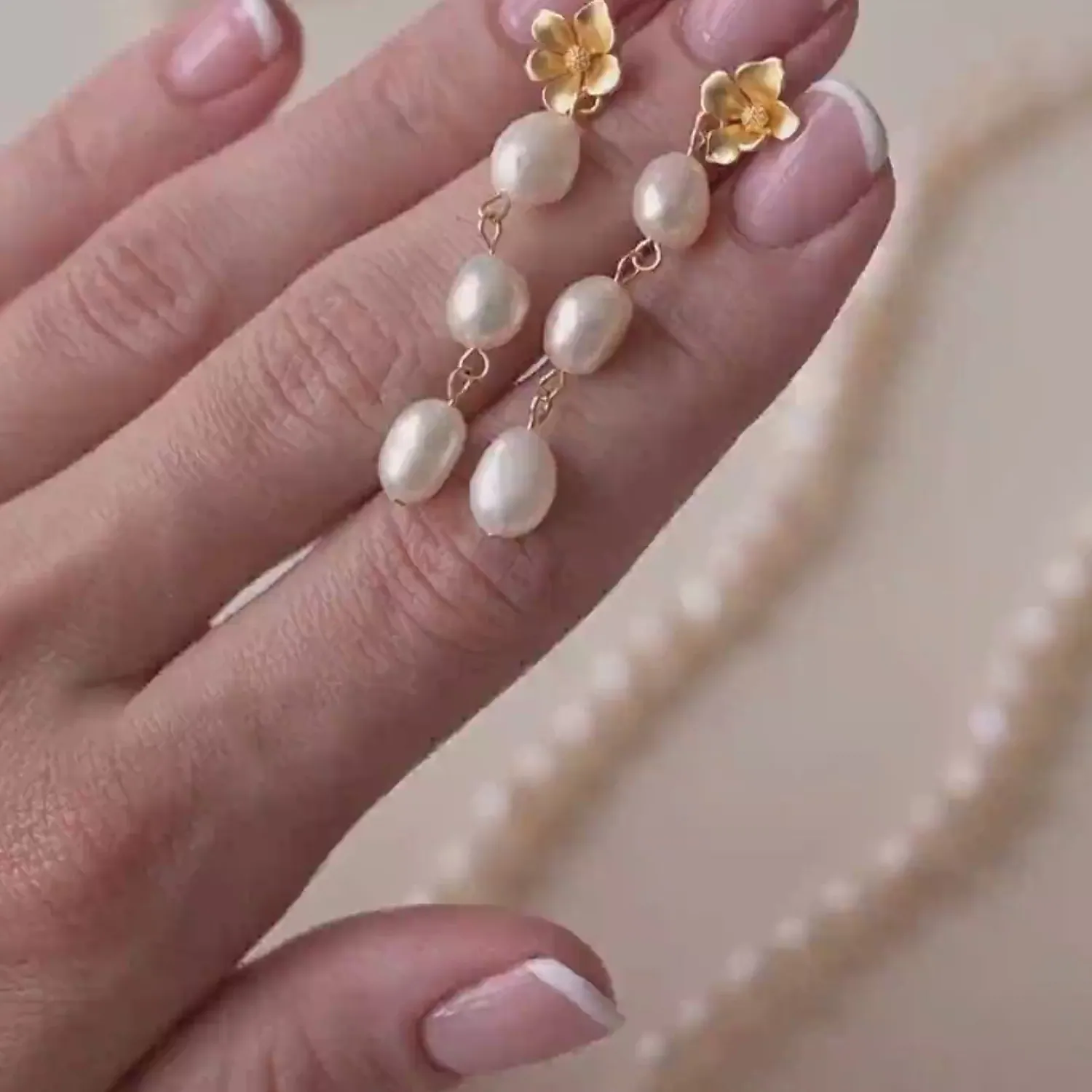 Auffällige Ringe | Hey Happiness Croissant Ring in Gold