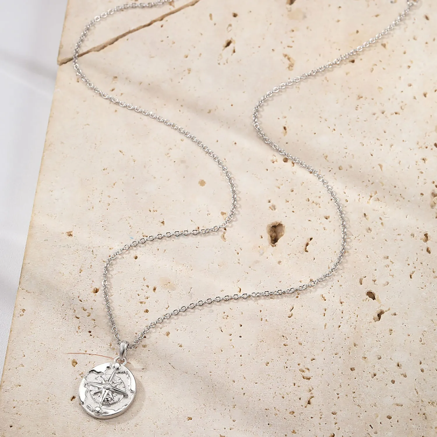 Filigrane Ketten | Hey Happiness Der Entdecker Anhänger Kette aus Sterlingsilber