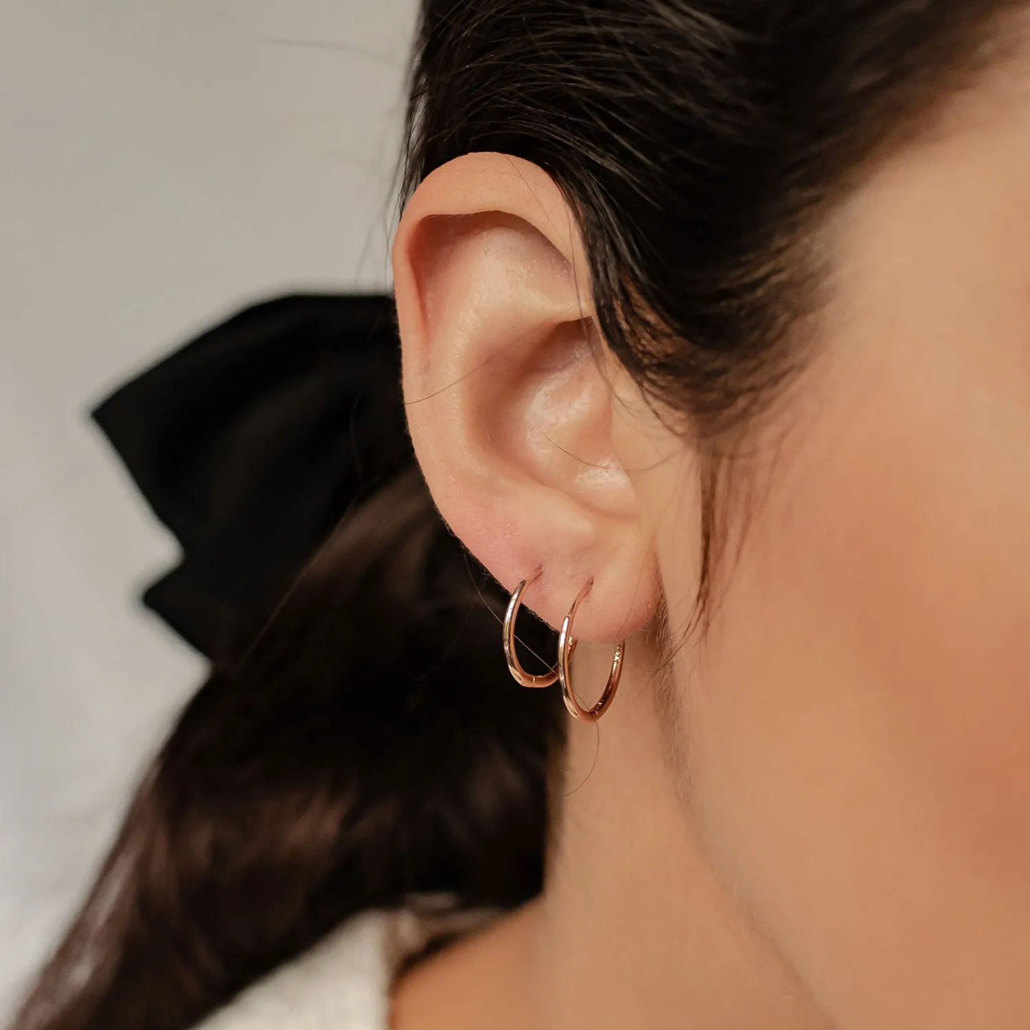 Creolen | Hey Happiness Dünne Creolen aus Sterlingsilber in Gold