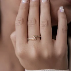 Schlichte Ringe | Hey Happiness Edelstein Blitz Ring aus Edelstahl Gold