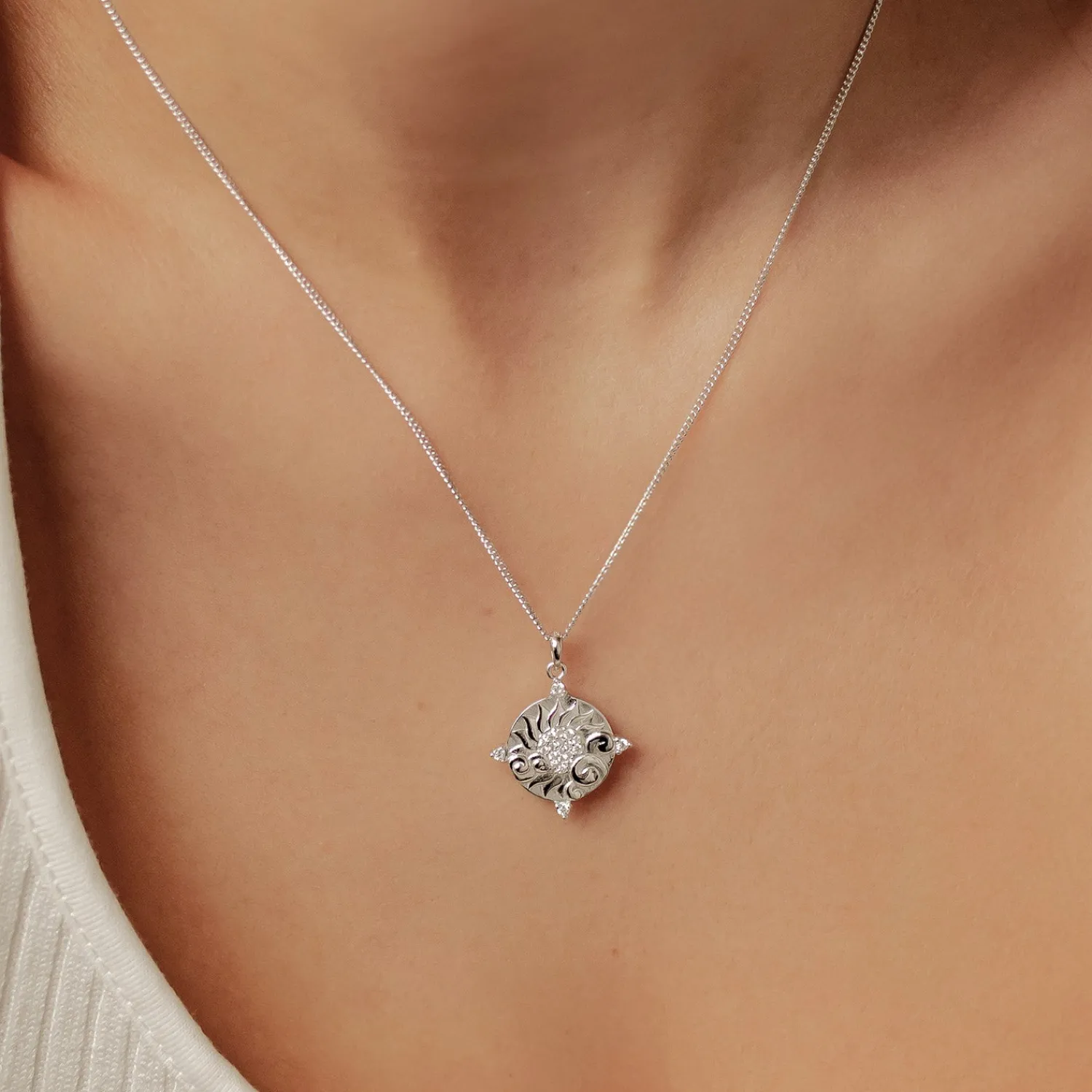 Filigrane Ketten | Hey Happiness Energy Kette mit Anhänger aus Sterlingsilber