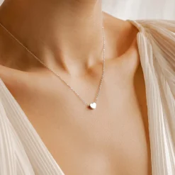 Filigrane Ketten | Hey Happiness Feine Kette mit Herz Anhänger in Silber Silver
