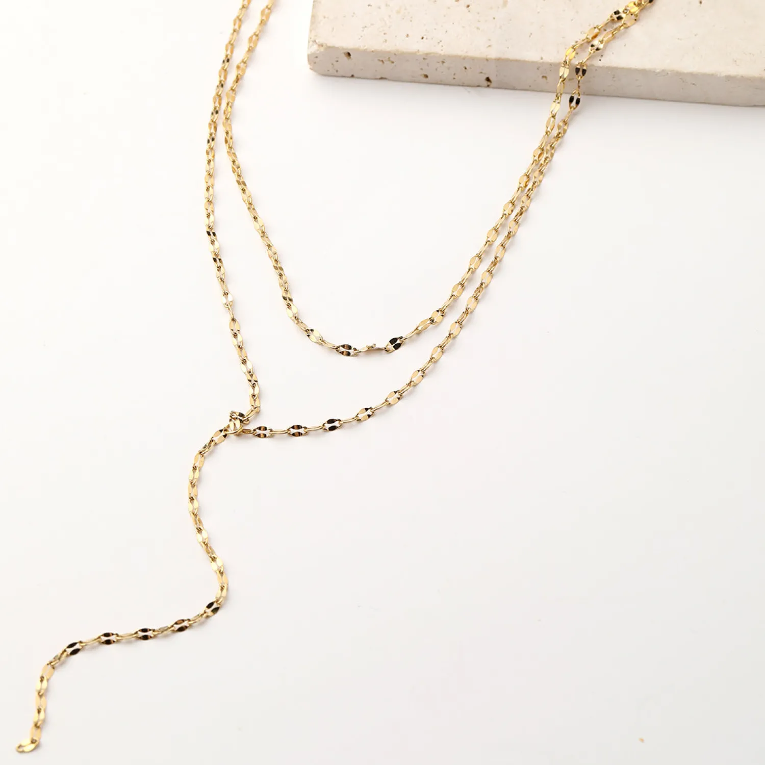 Lariat Necklaces | Filigrane Ketten | Hey Happiness Filigrane Y Kette im Rolokette-Design in Gold