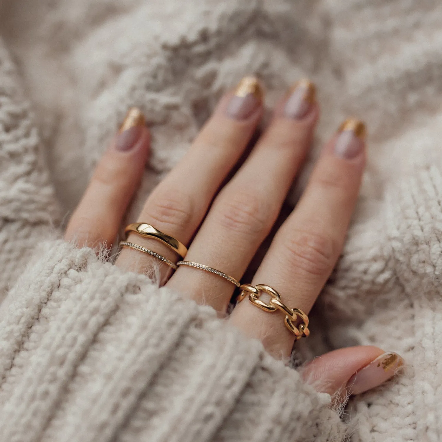 Auffällige Ringe | Schlichte Ringe | Hey Happiness Filigraner Ring Gewellt Veret Gold