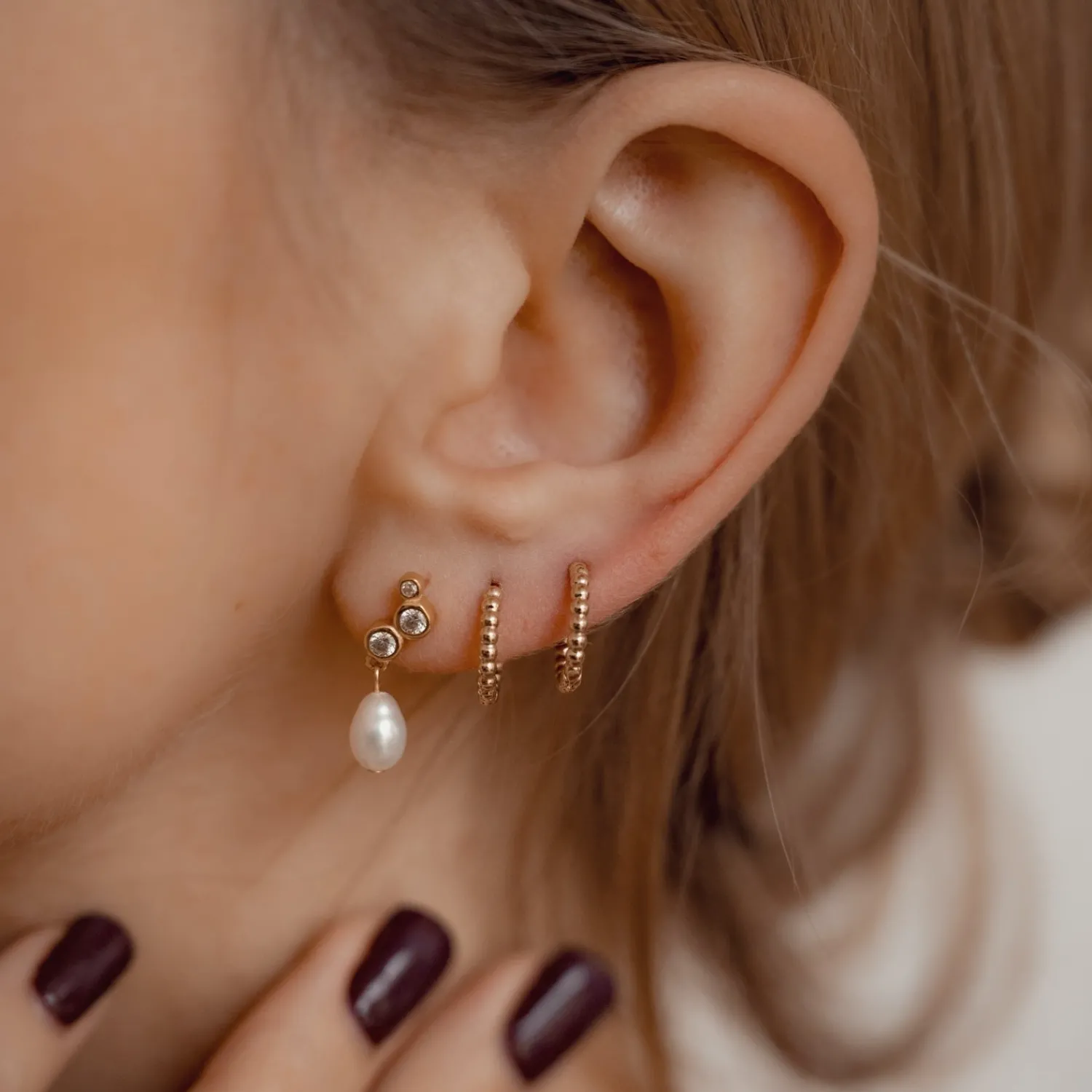 Ohrstecker | Creolen | Hey Happiness Glam 585 Creolen mit Kugeln Gold