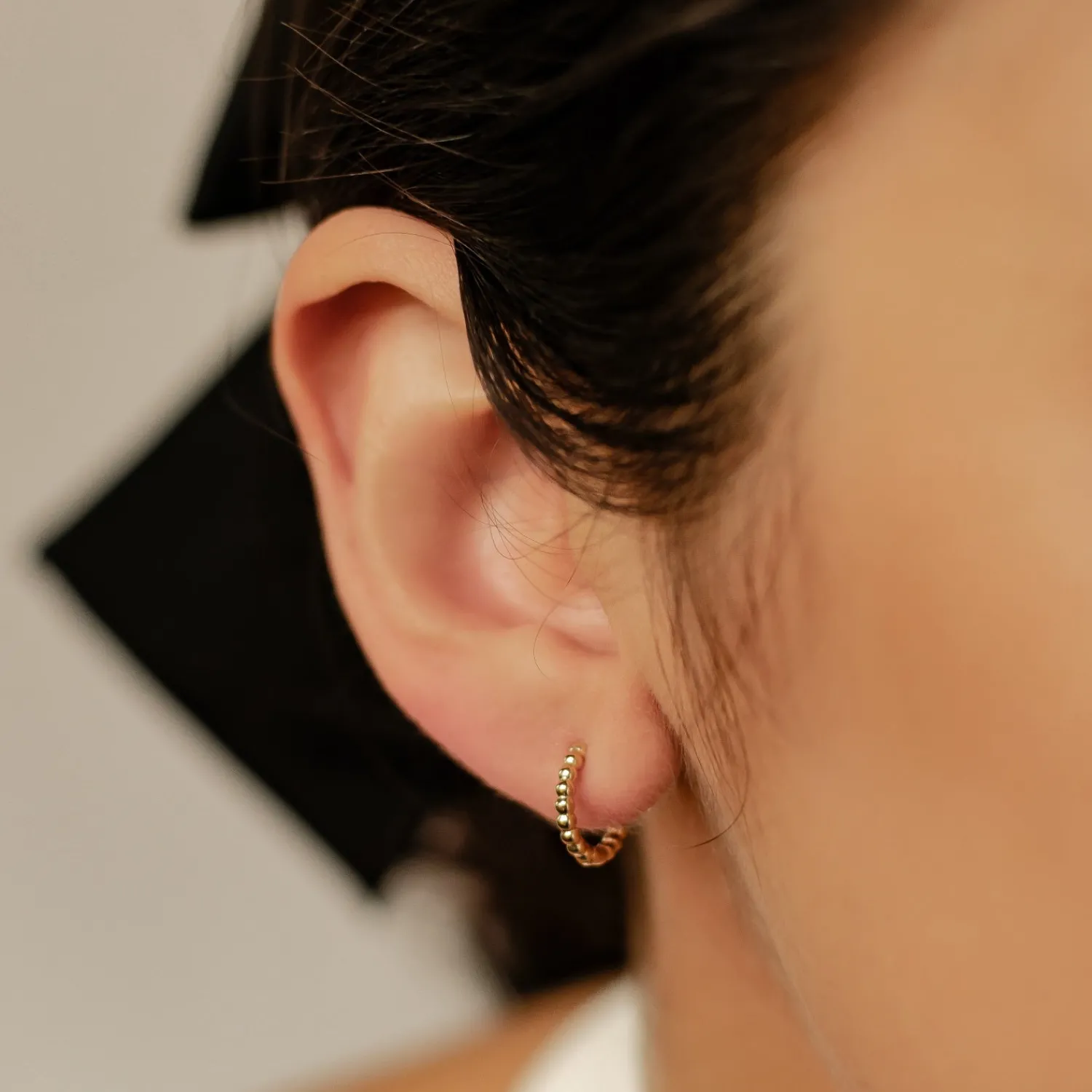 Ohrstecker | Creolen | Hey Happiness Glam 585 Creolen mit Kugeln Gold