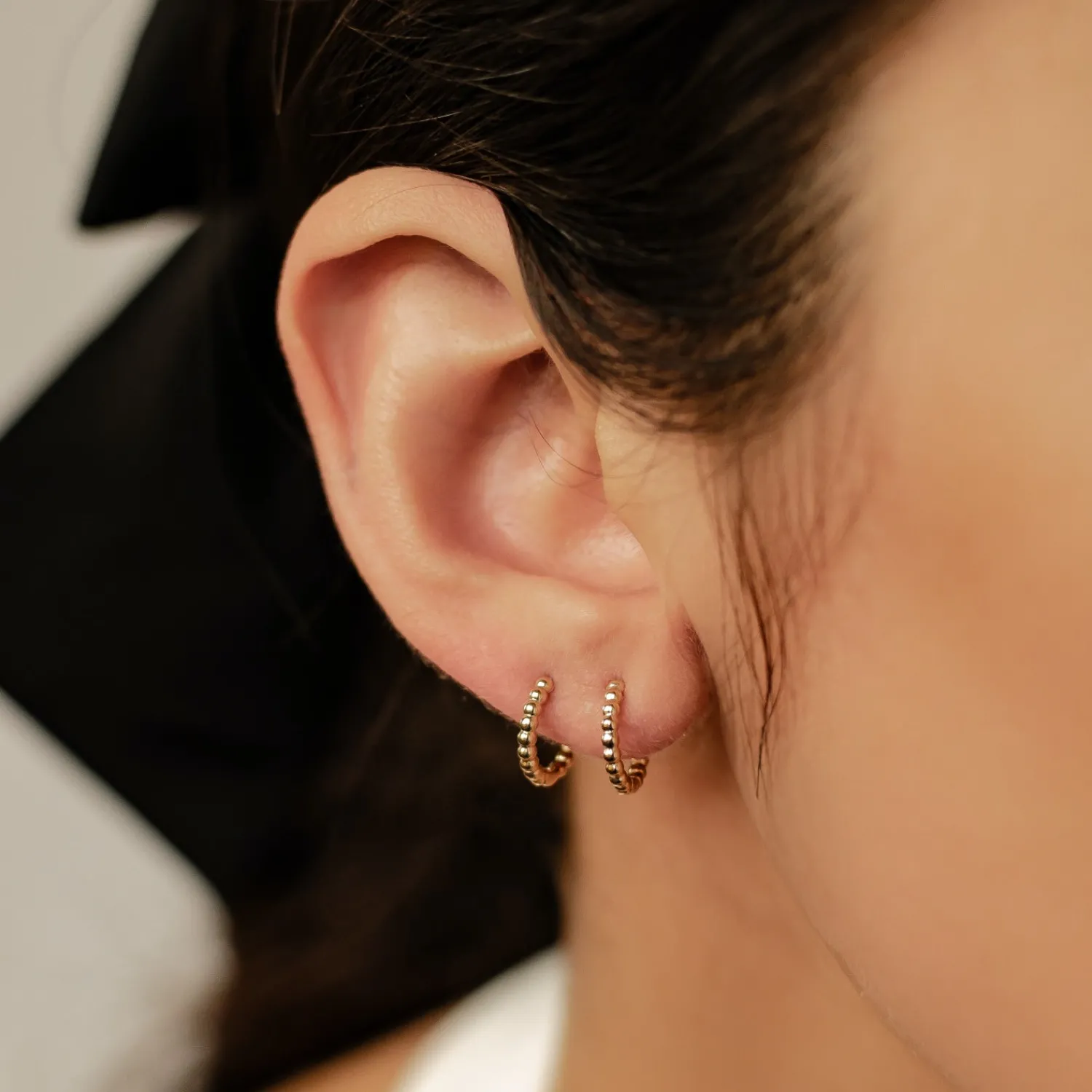 Ohrstecker | Creolen | Hey Happiness Glam 585 Creolen mit Kugeln Gold