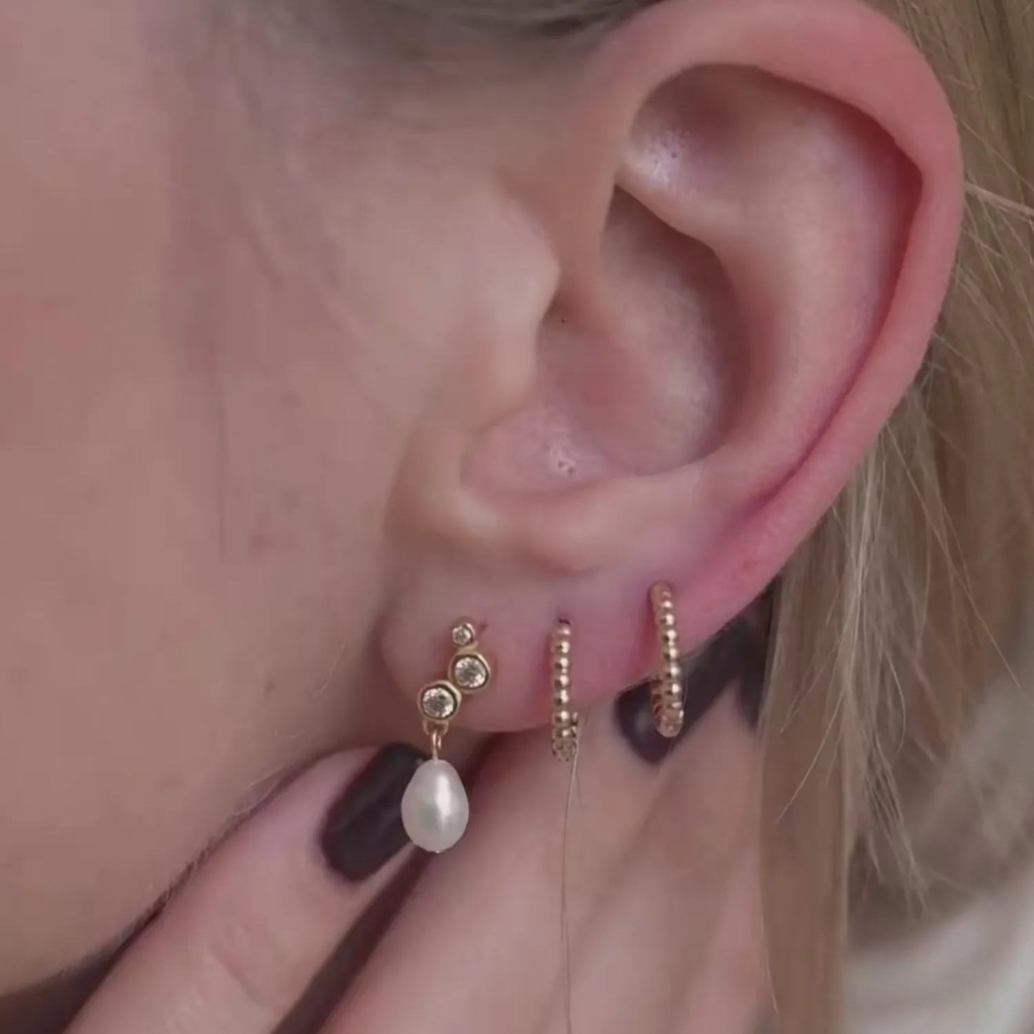 Ohrstecker | Creolen | Hey Happiness Glam 585 Creolen mit Kugeln Gold