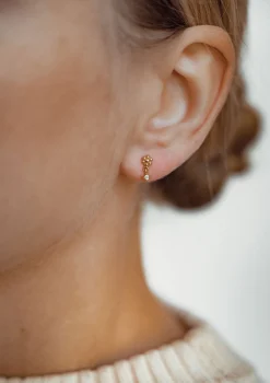 Ohrstecker | Hey Happiness Gänseblümchen Dangle Ohrstecker aus Sterlingsilber in Gold