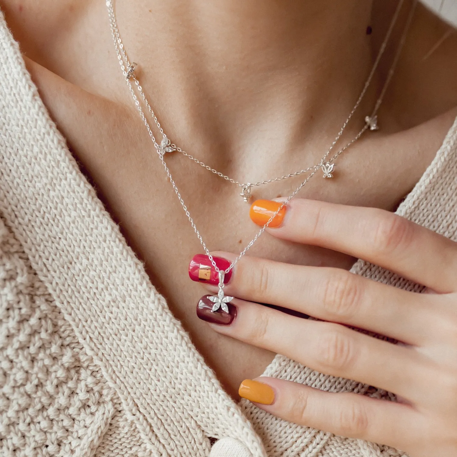 Necklace Sets | Hey Happiness Gänseblümchen und Schmetterling Ketten Set Silber Silver
