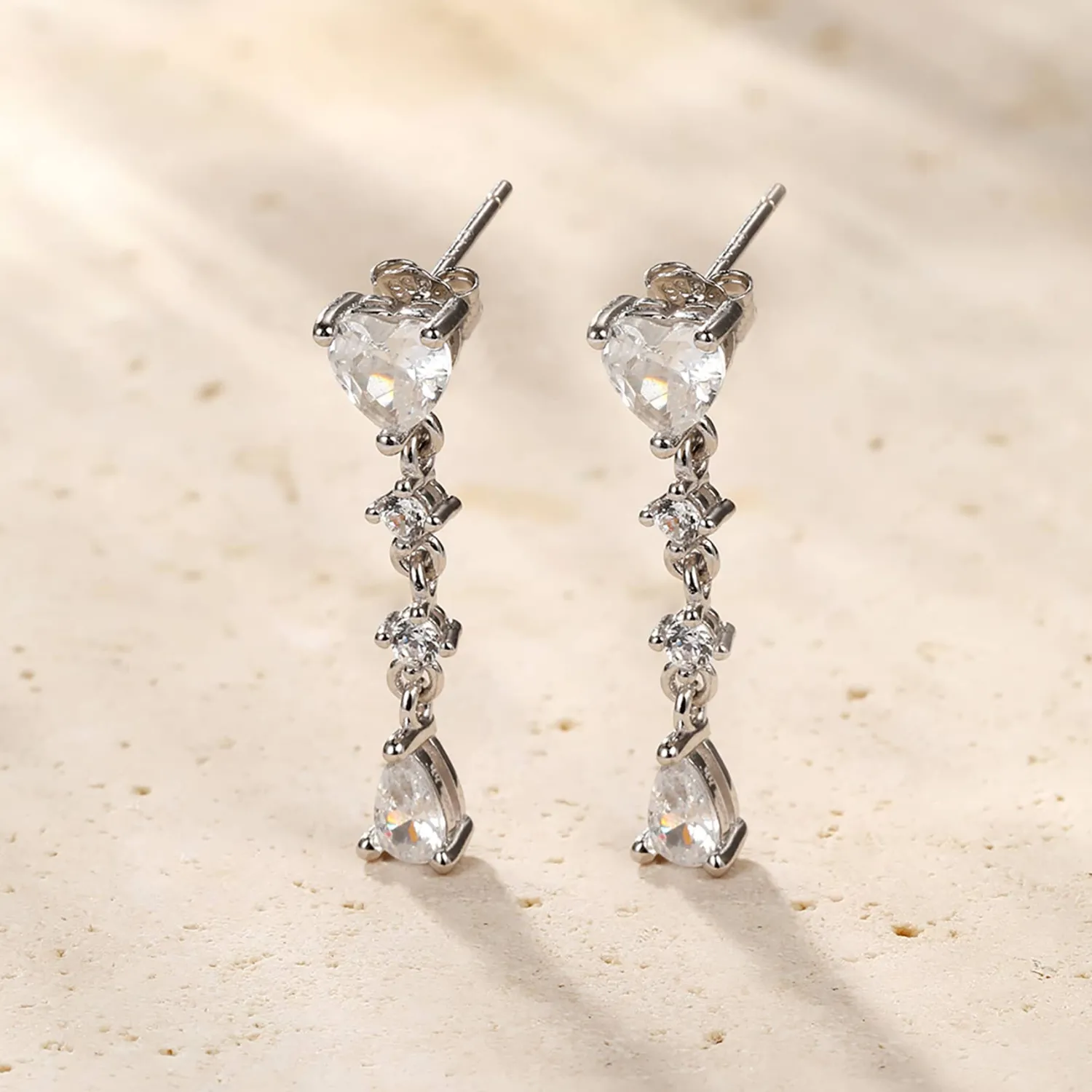 Ohrstecker | Hey Happiness Herz-Tropfen Ohrstecker aus Sterlingsilber
