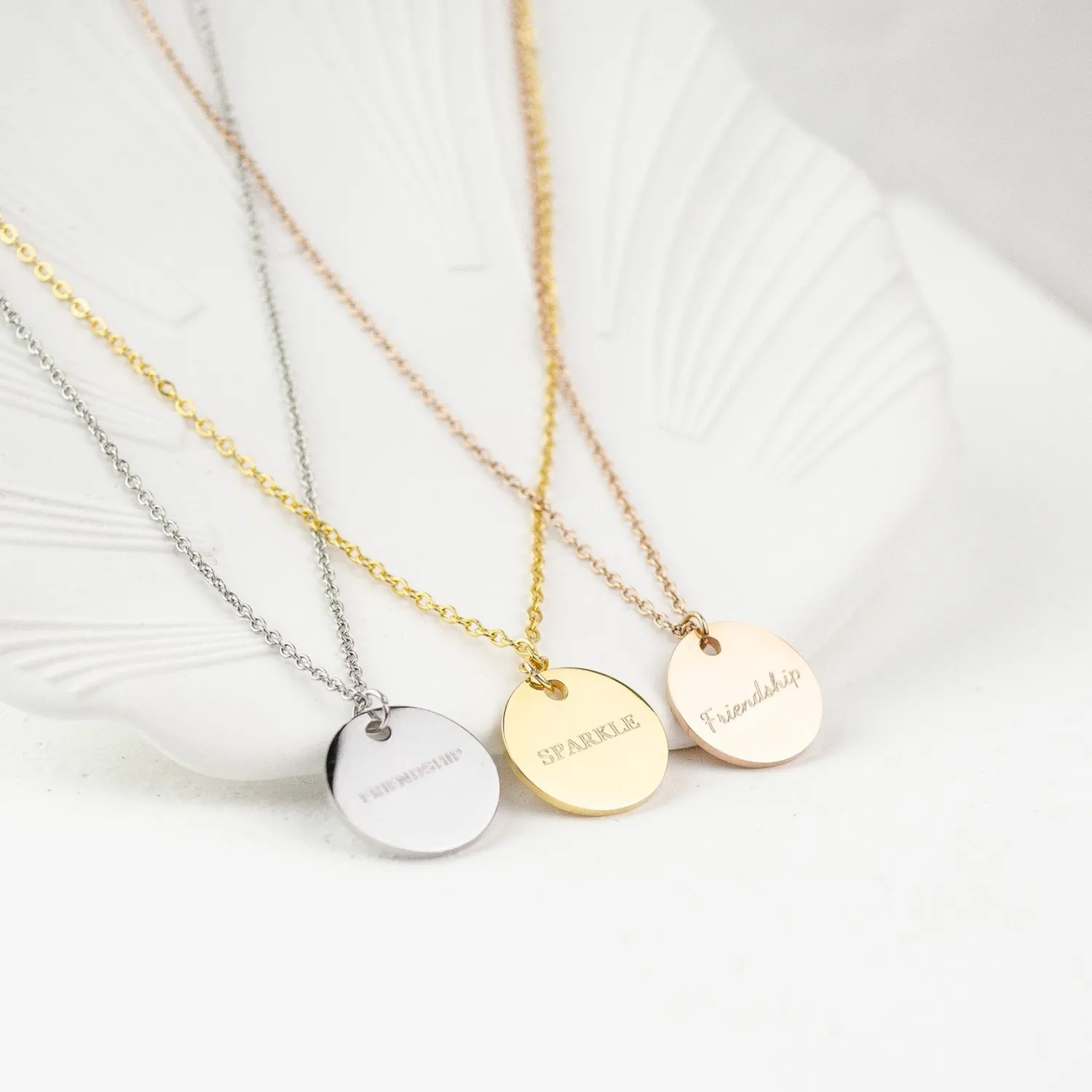 Filigrane Ketten | Hey Happiness Kette mit Kreis in farbe Gold
