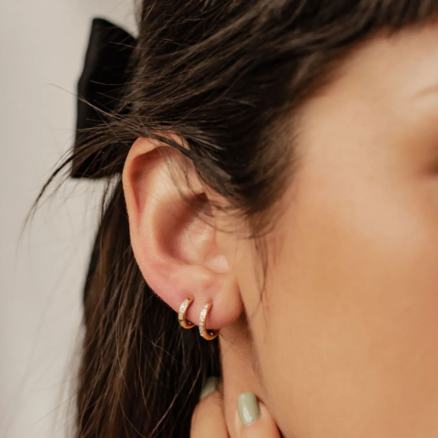 Creolen | Hey Happiness Klare Steine Creolen Ohrringe aus Edelstahl Gold