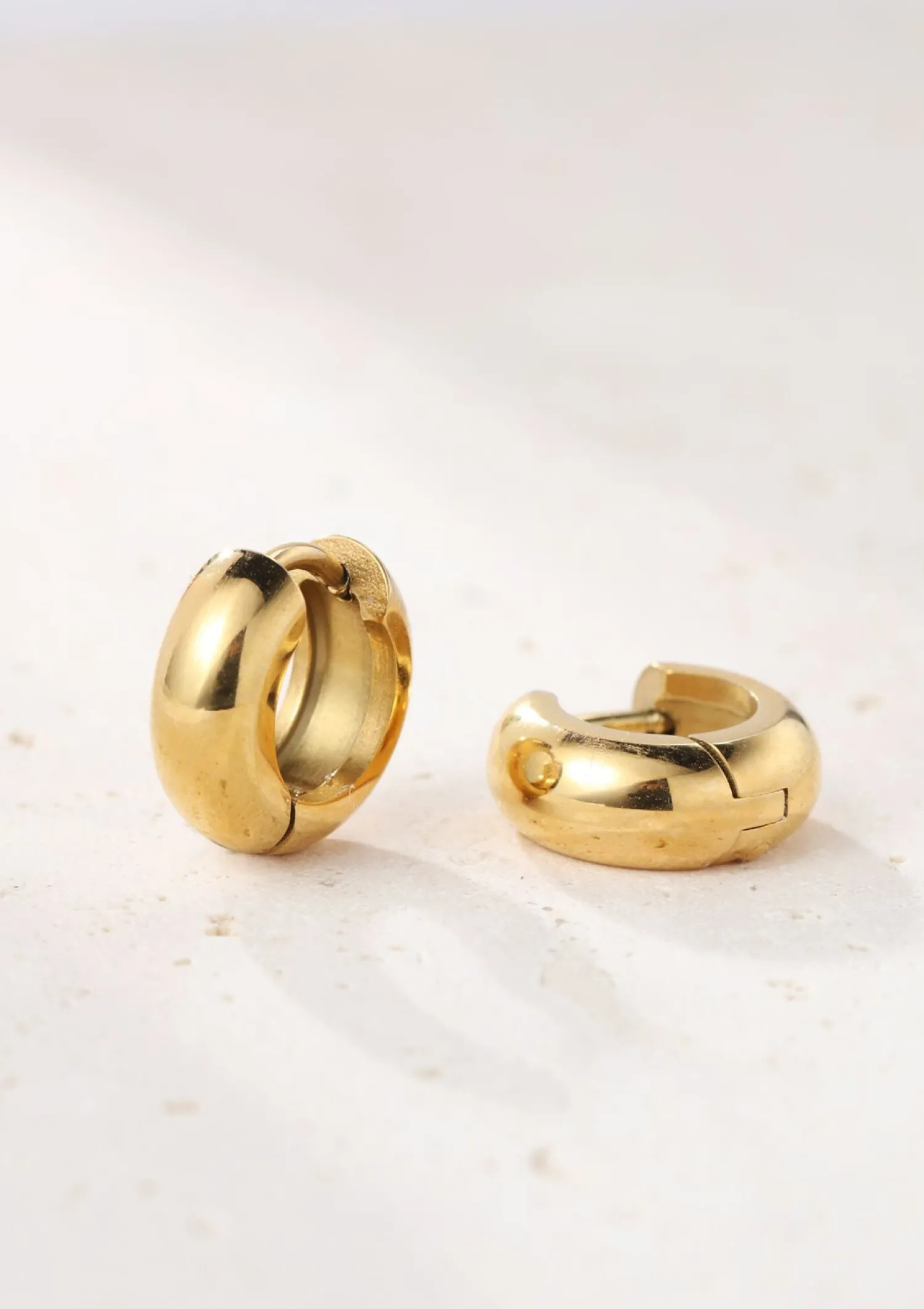 Creolen | Hey Happiness Kleine Chunky Creolen in farbe Gold