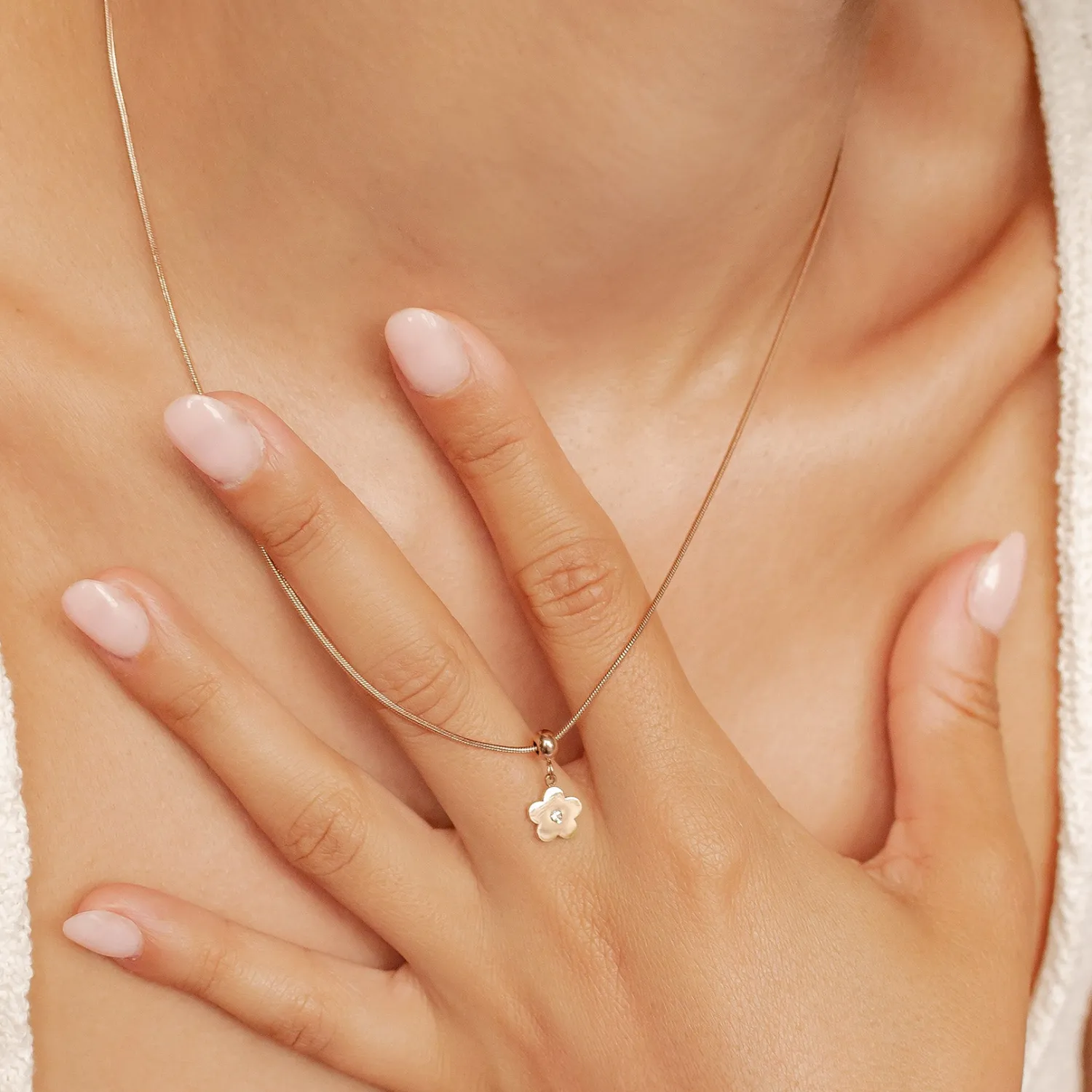 Anhänger | Hey Happiness Kleiner Zirkonia Anhänger Blume Gold