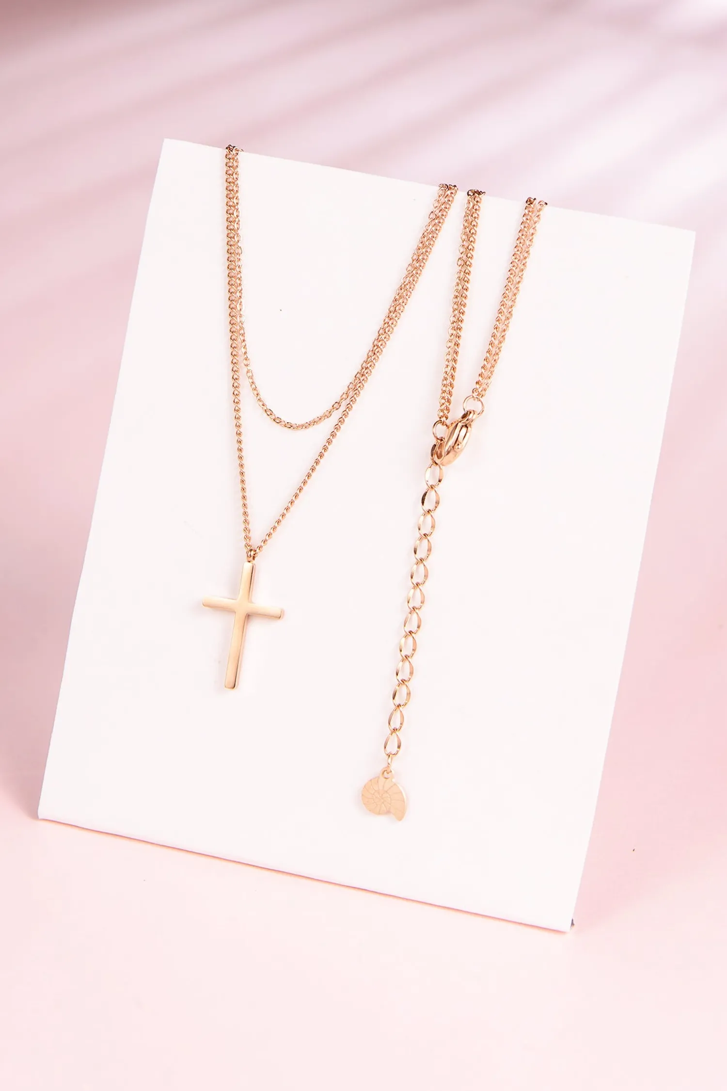 Filigrane Ketten | Hey Happiness Mehrreihige Kette Kreuz in Rosegold Rose Gold