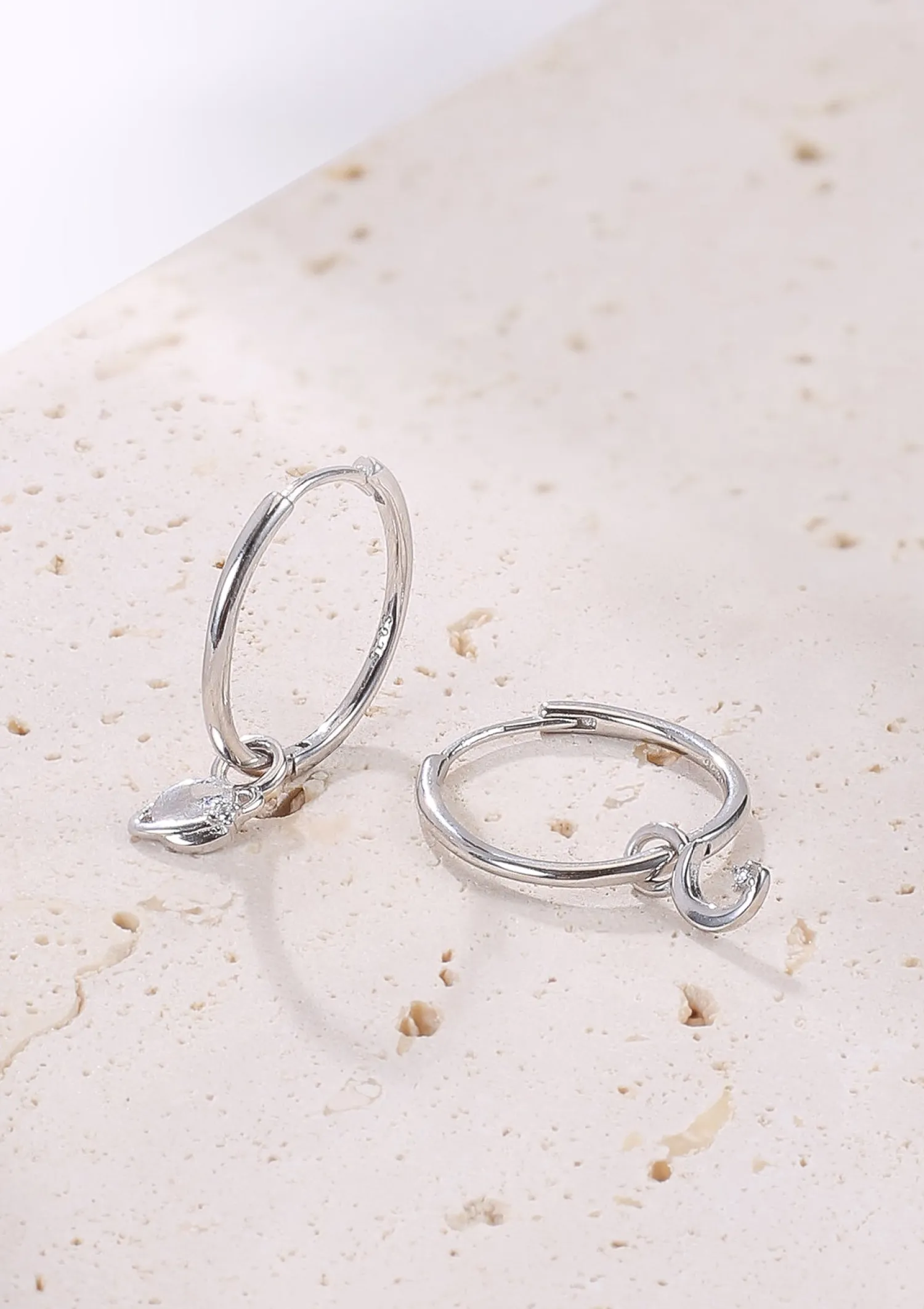 Creolen | Hey Happiness Mond und Planet Charm Creolen aus Sterlingsilber Silver