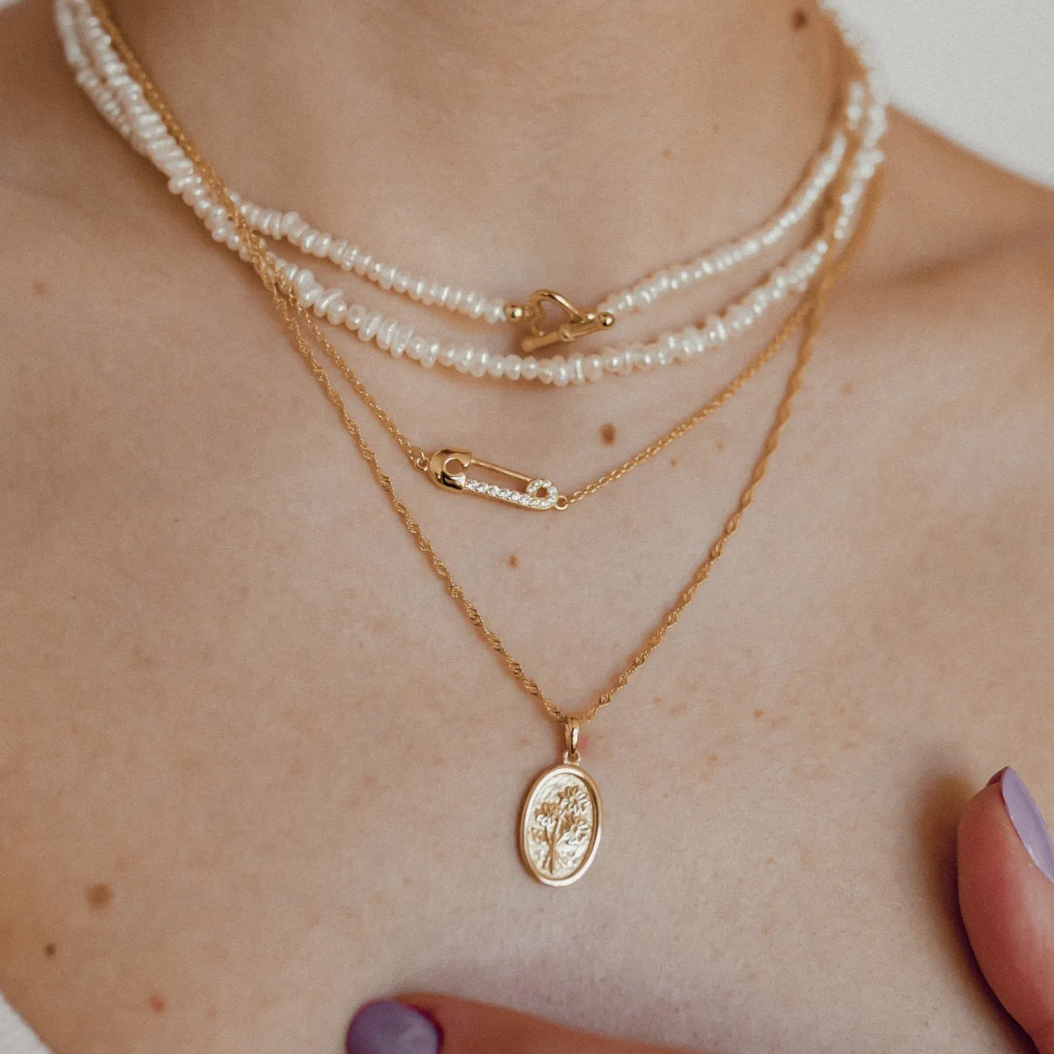Filigrane Ketten | Hey Happiness Oval Gänseblümchen Kette Sterlingsilber in Gold
