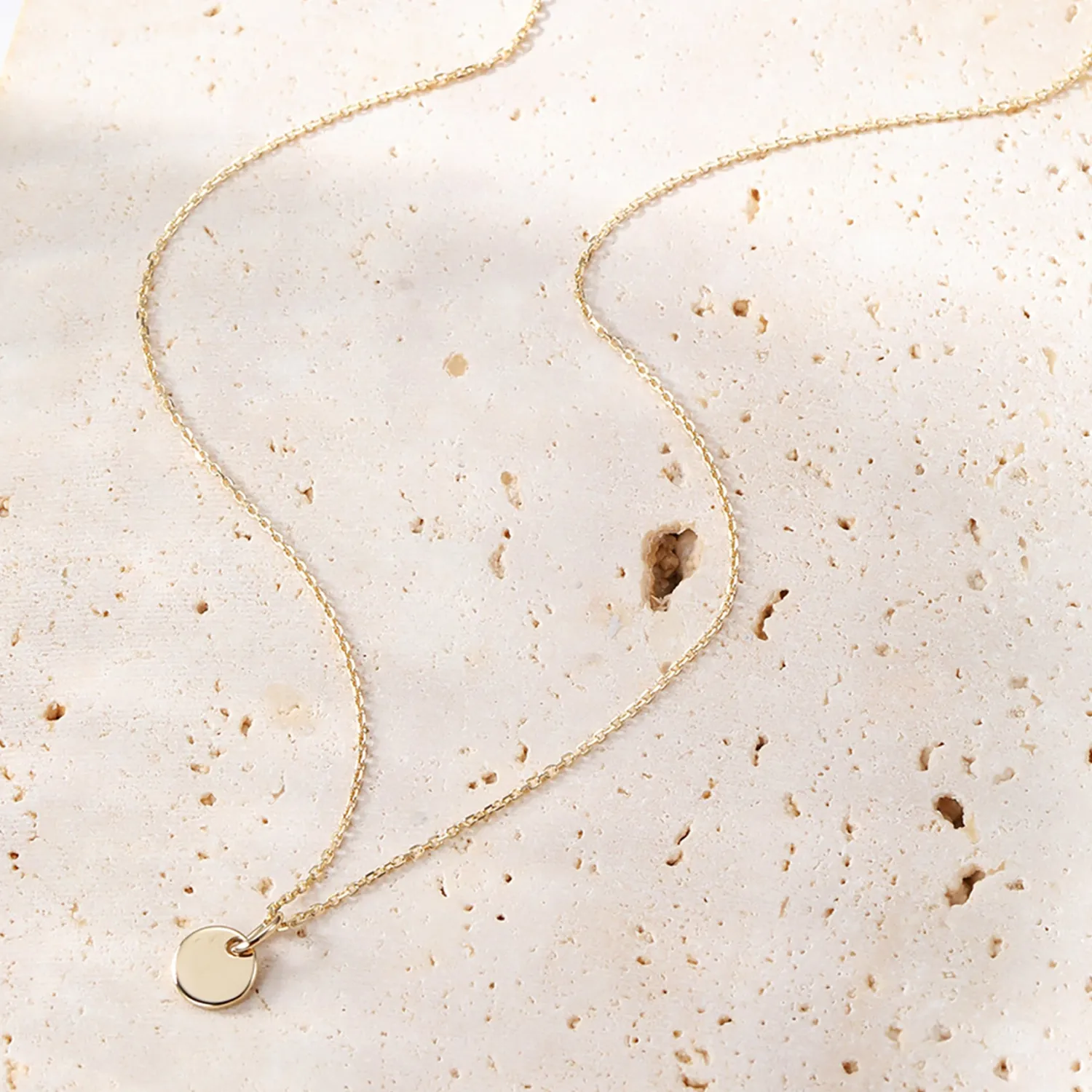 Filigrane Ketten | Hey Happiness Ovala Anhänger Kette 14K Gold