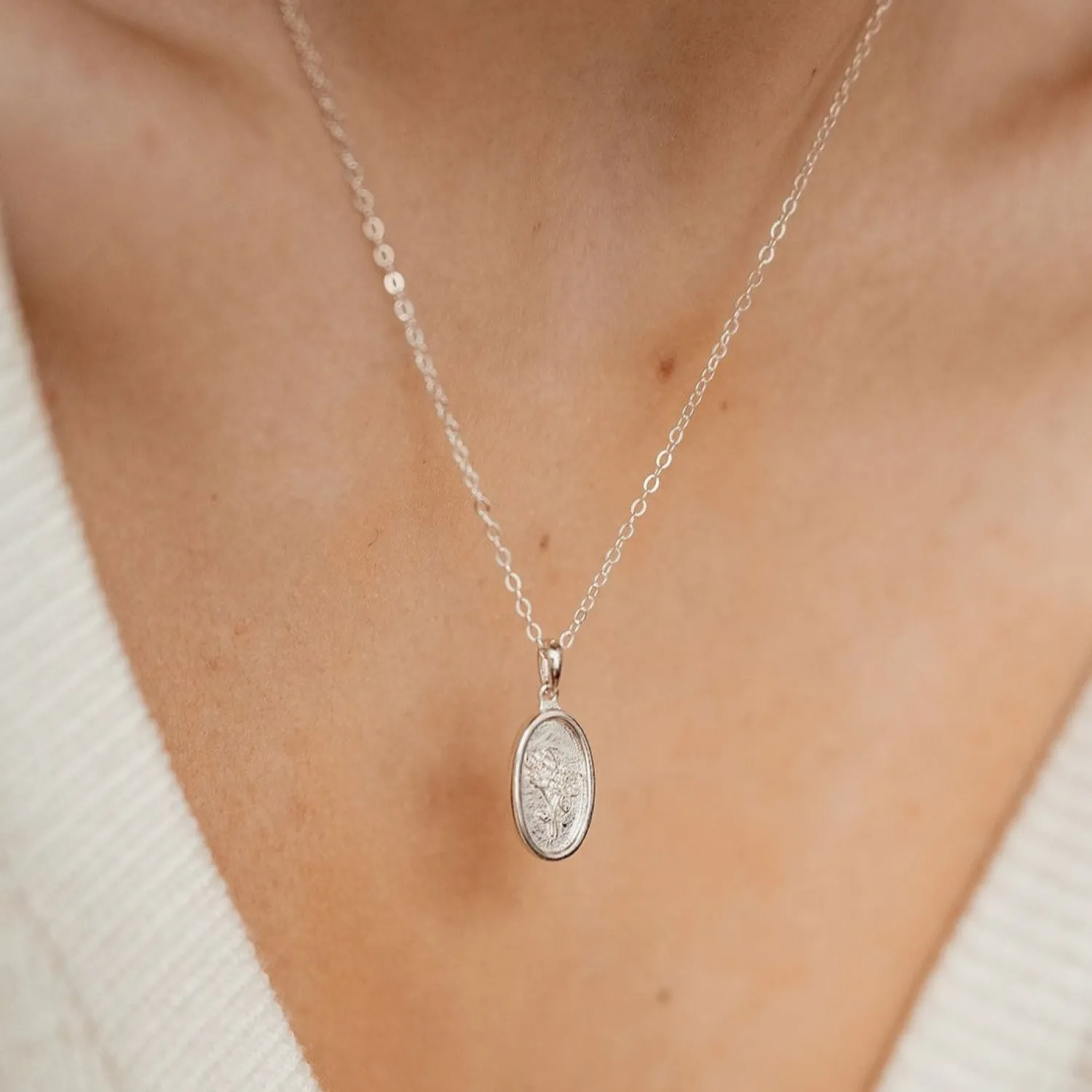 Anhänger | Hey Happiness Ovaler Anhänger mit Rose Sterlingsilber Silver
