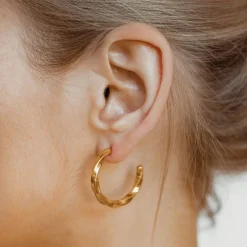 Creolen | Hey Happiness Quadratische Gedrehte Creolen in Gold