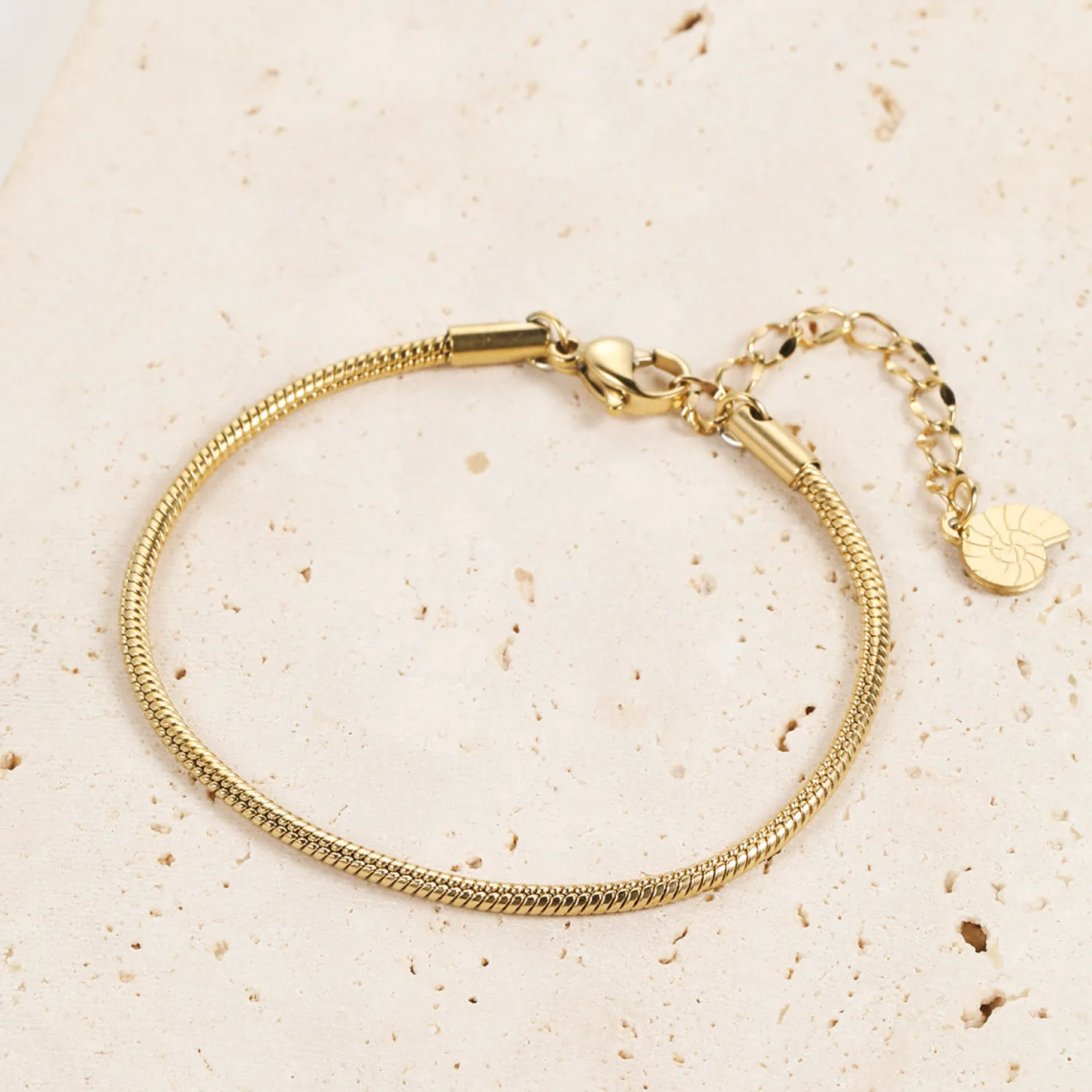 Ketten Armbänder | Hey Happiness Rundes Schlangenarmband Gold