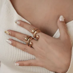 Auffällige Ringe | Hey Happiness Skulpturaler Wellenring Gold