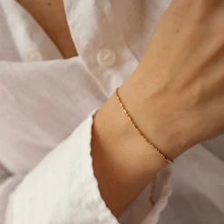 Ketten Armbänder | Hey Happiness Stab und Kugel Armband in Gold