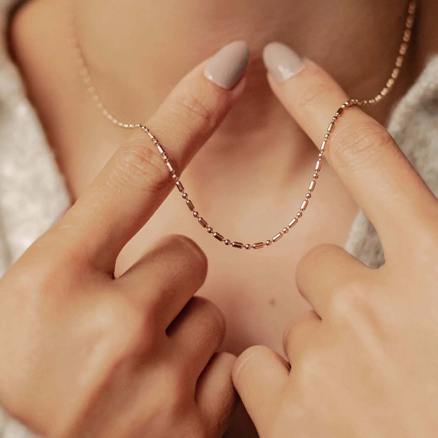 Filigrane Ketten | Hey Happiness Stab und Kugel Kette in Rosegold Rose Gold