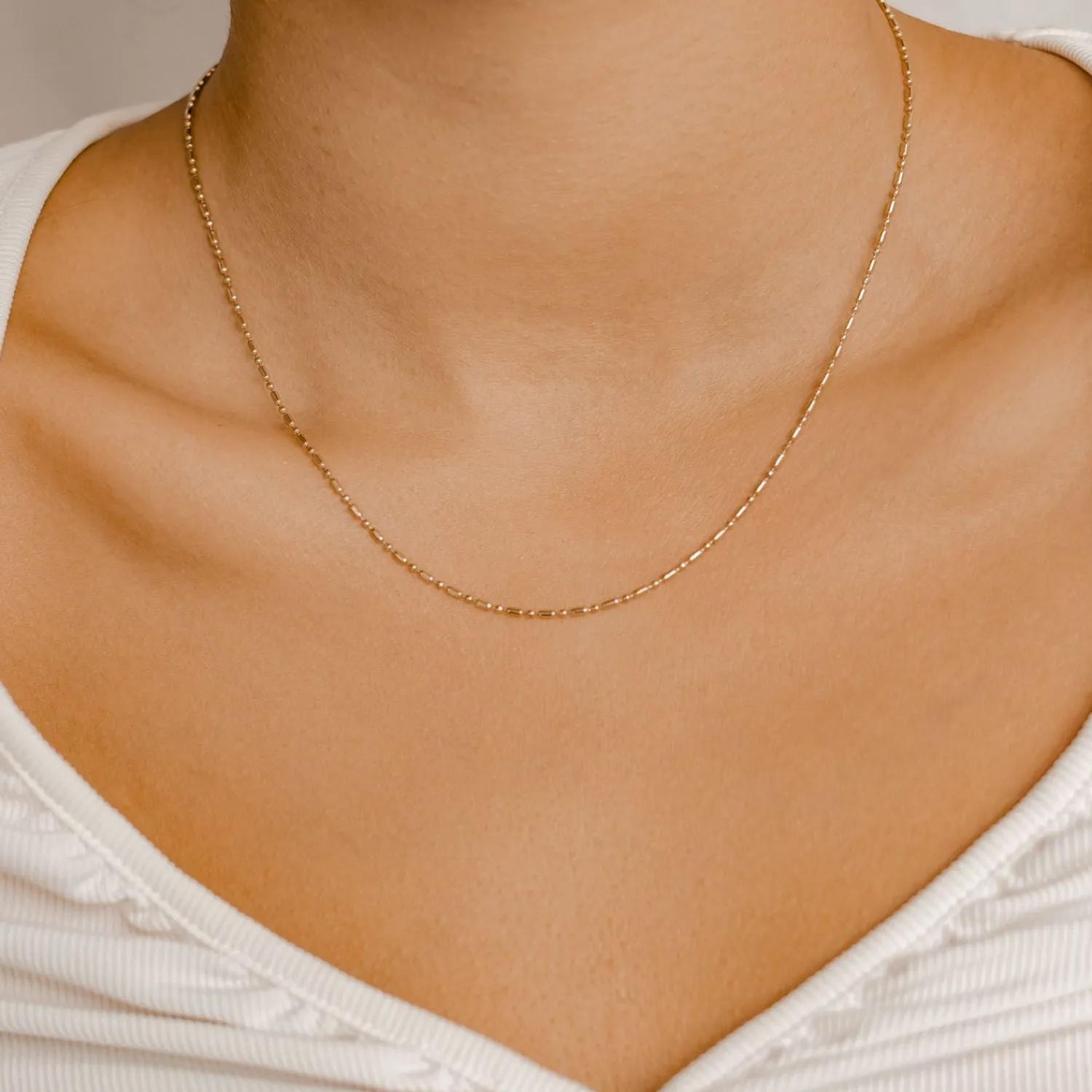 Filigrane Ketten | Hey Happiness Stab und Kugel Kette in Rosegold Rose Gold