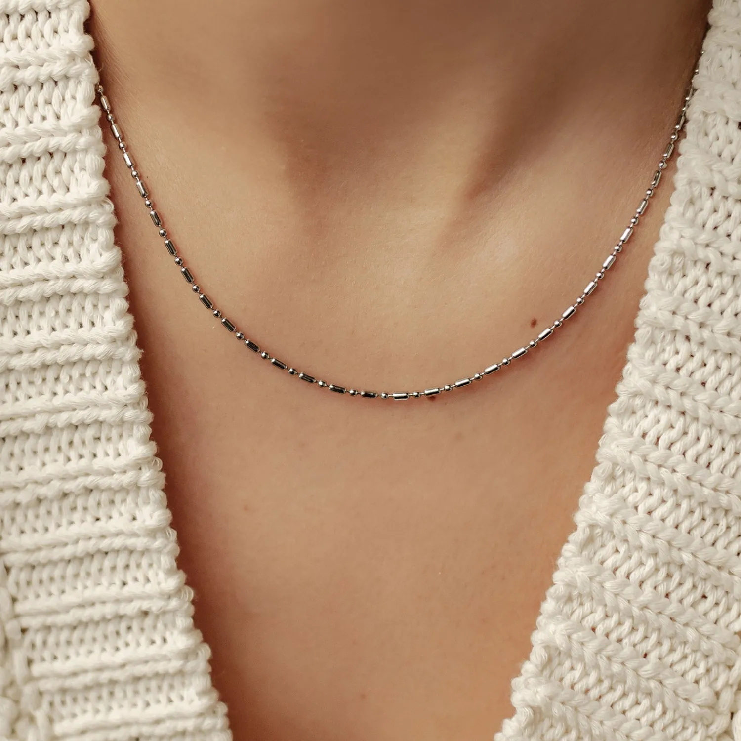 Filigrane Ketten | Hey Happiness Stab und Kugel Kette in Silber Silver