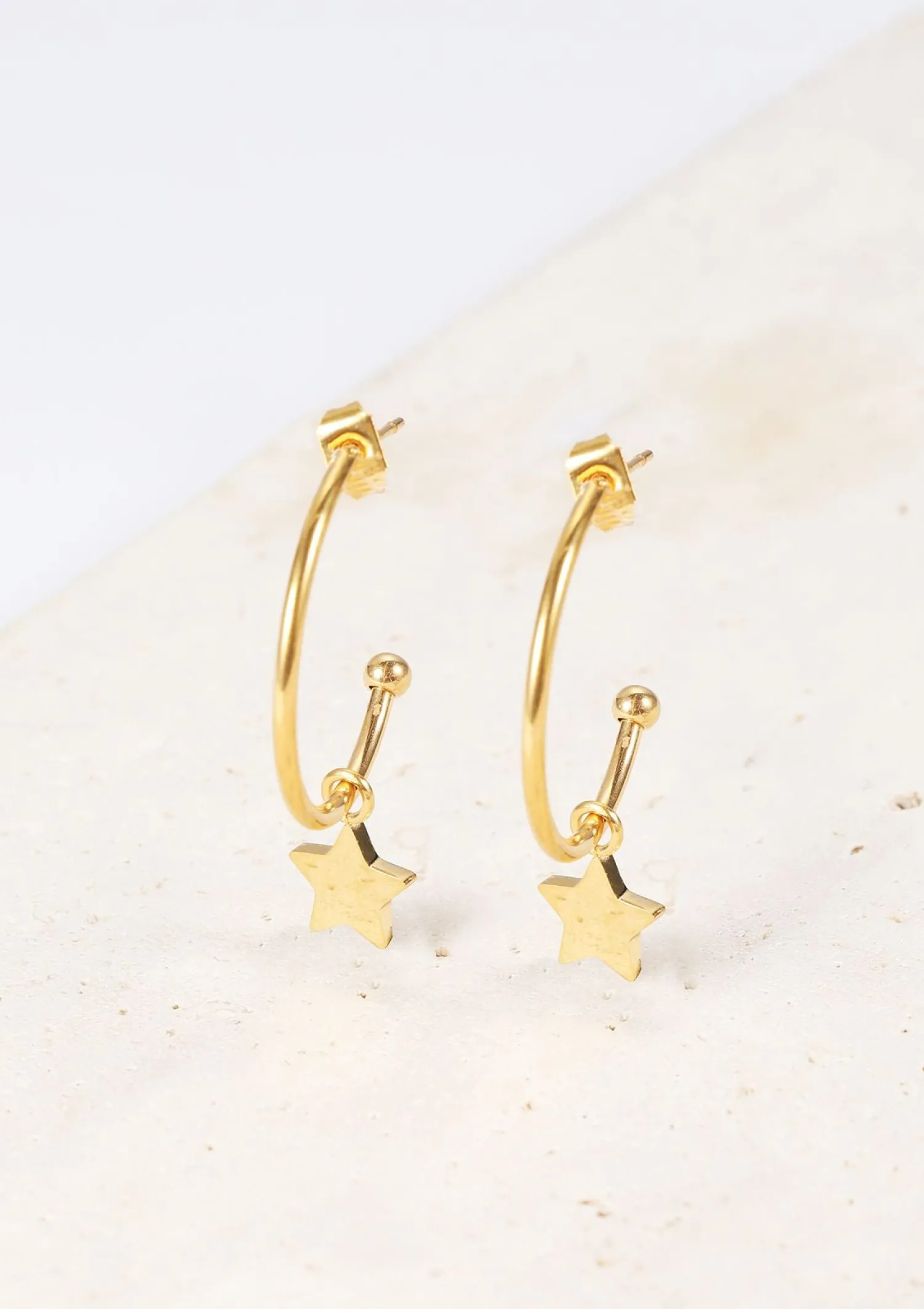Creolen | Hey Happiness Stern Creolen in farbe Gold