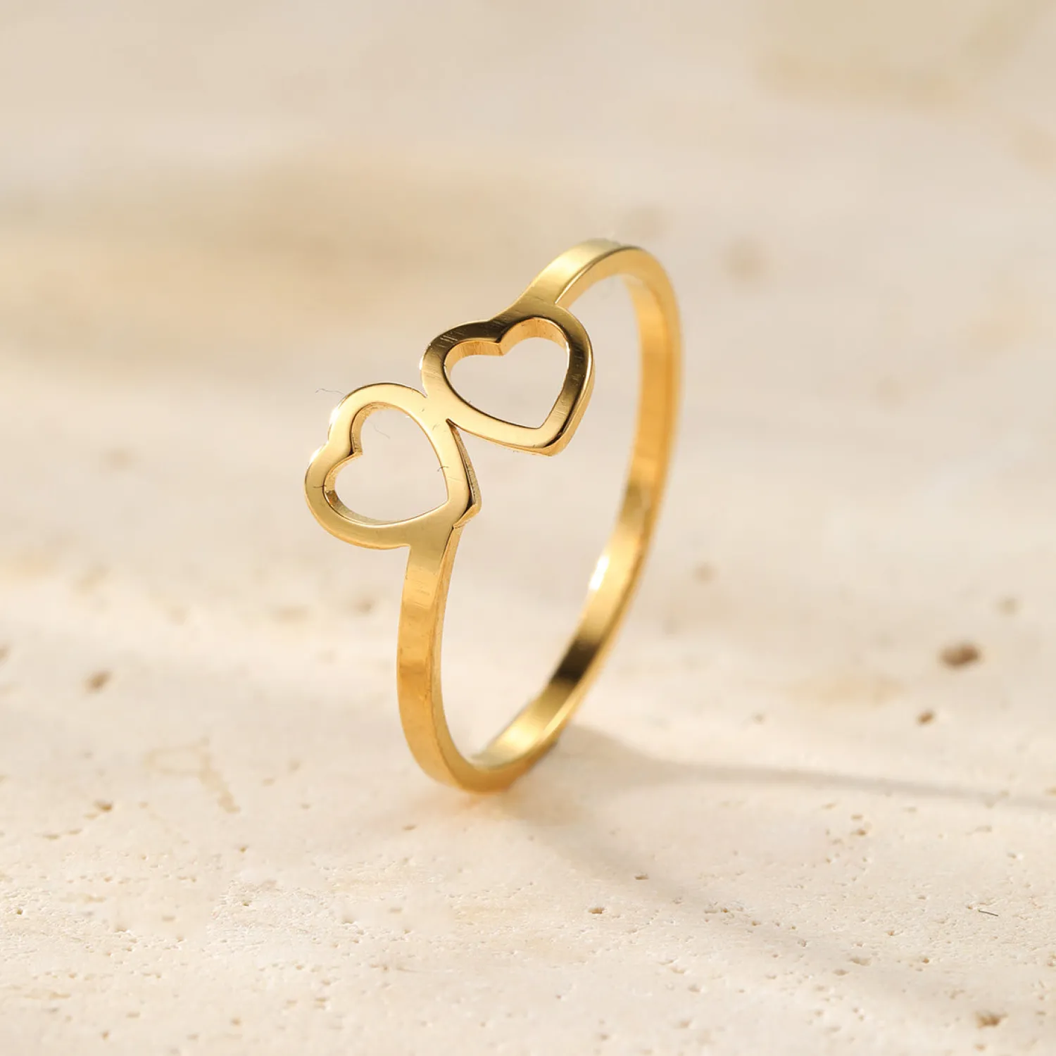 Schlichte Ringe | Hey Happiness Verbundene Herzen Ring aus Edelstahl