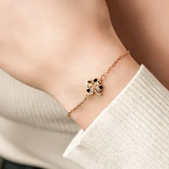 Charm Armbänder | Hey Happiness Vierblättriges-Kleeblatt-Armband aus Sterlingsilber