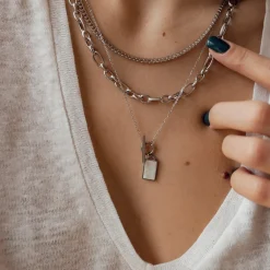 Perlenketten | Filigrane Ketten | Hey Happiness Viereck Anhänger Kette mit Knebelverschluss in Silber Silver
