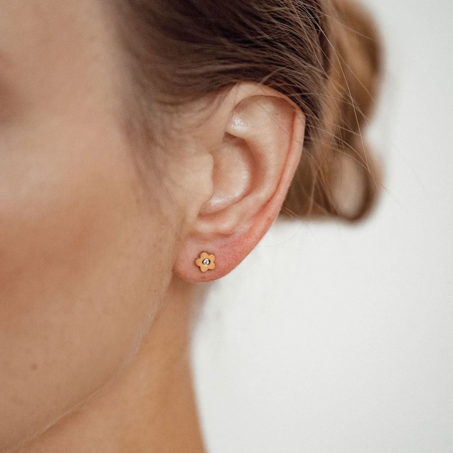 Ohrstecker | Hey Happiness Zierliche Blume Ohrstecker in Gold