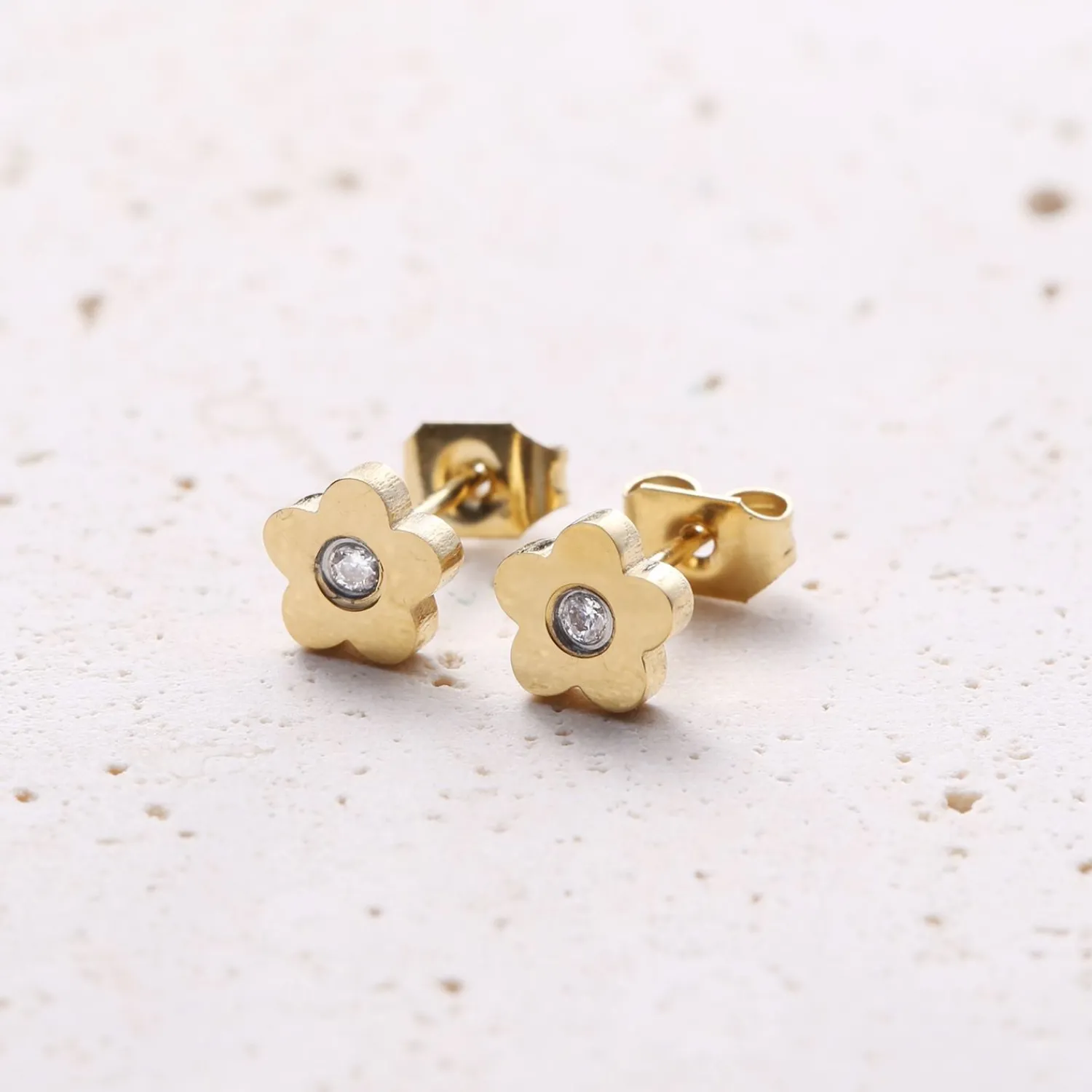 Ohrstecker | Hey Happiness Zierliche Blume Ohrstecker in Gold