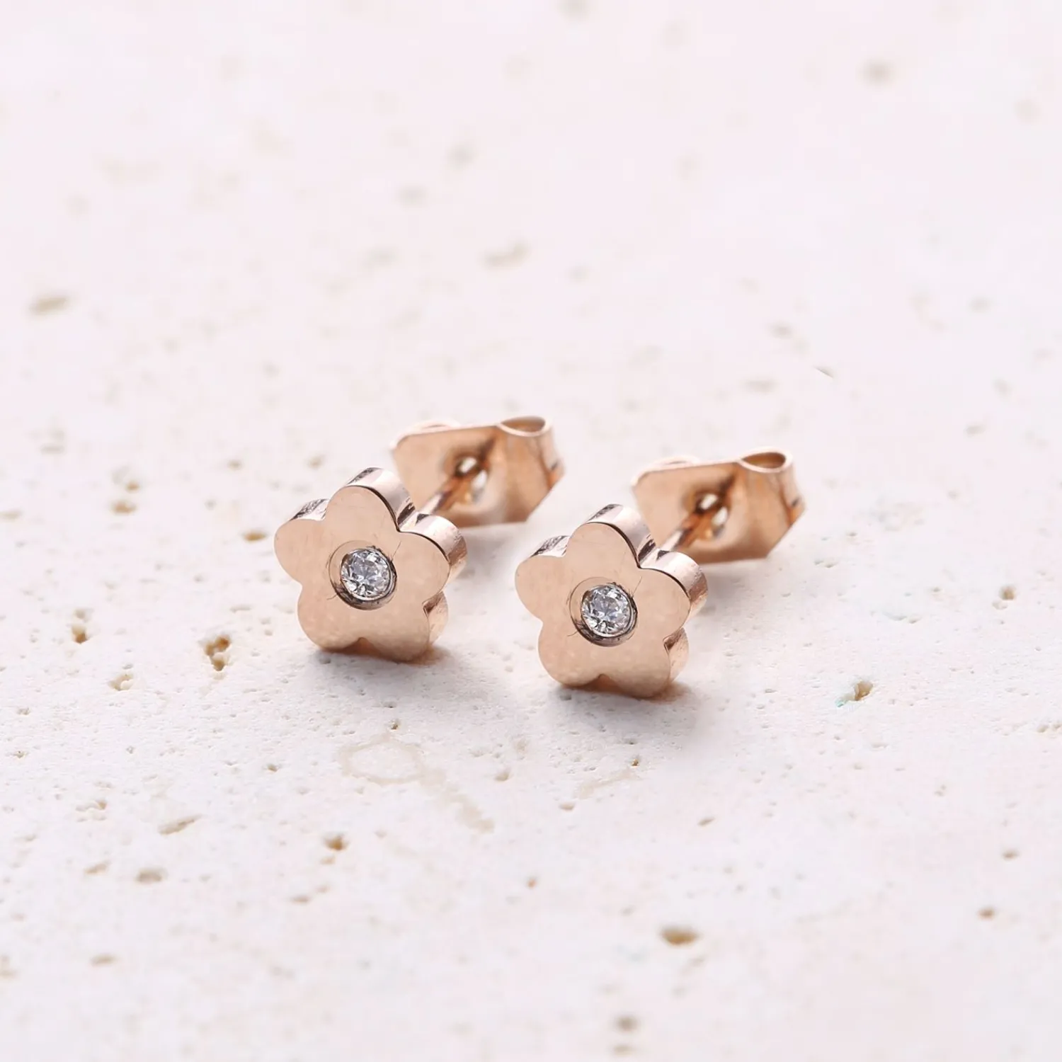 Ohrstecker | Hey Happiness Zierliche Blume Ohrstecker in Rosegold Rose Gold